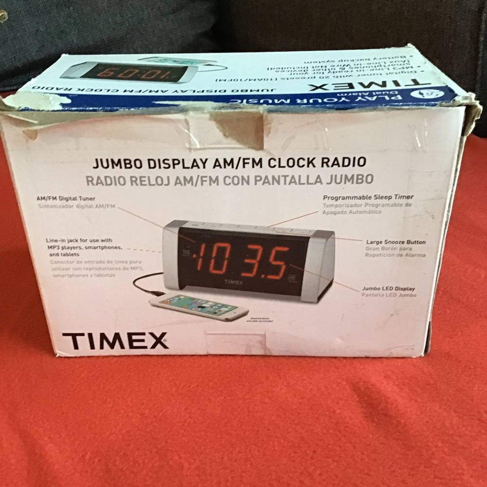 Timex Jumbo Display AM/FM Clock Radio Model T235